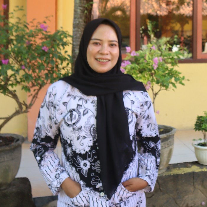 Imroatul Mufidah, S.Pd.