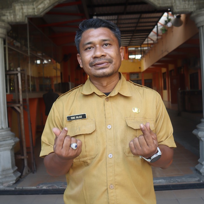 Ibno Hajar, S.Pd.